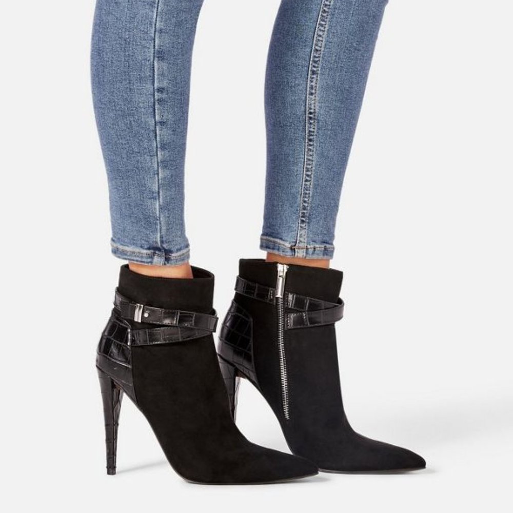High Heel Boots - Picture 4 of 5
